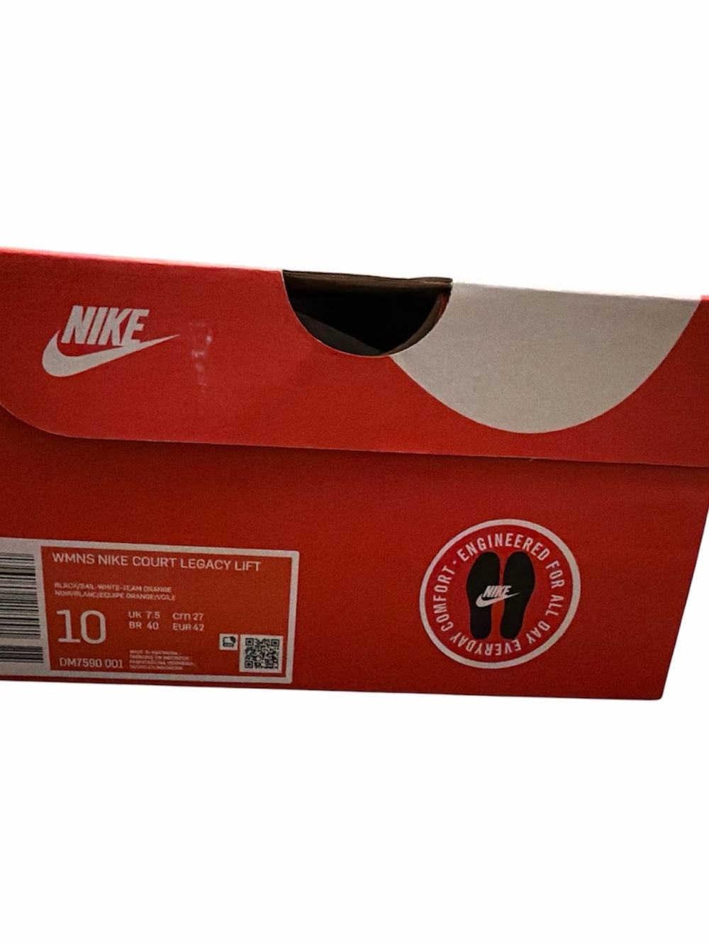 Nike Men’s Black and Cream Platform Low-Top Sneakers - Picture 5 of 6